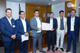 स्वास्थ्य बीमा बोर्डका अध्यक्षमा थापालाई मन्त्री खुवाए शपथ