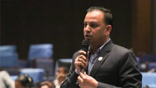 मनिष झाकाे टिप्पणी: न्यायालयप्रतिको विश्वास कमजोर बन्दै गएको छ