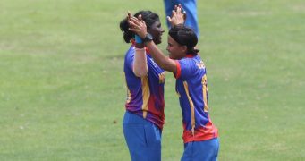नेपाललाई यूएईले दियो ११५ रनको लक्ष्य