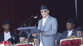 राजावादीमाथि ओलीको टिप्पणीः हिजोको अँध्यारोलाई सफा देखाएर आजको प्रकाश फोहोर भन्न खोज्दैछन्
