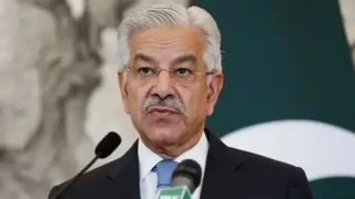 पाकिस्तानी रक्षामन्त्रीको चेतावनी: व्यावसायिक विमानले पाकिस्तानको आकाश प्रयोग नगर्नू