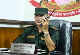 आमा ‘ब्रेन ह्यामरेज’ भई अस्पतालमा उपचाररत हुँदा निलम्बन गरिएको राजु पाण्डेको गुनासो