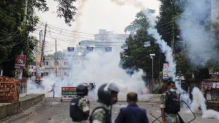 बंगलादेशमा शेख हसिनाको गृहनगरमा भड्कियो हिंसा, चार जनाको मृत्यु