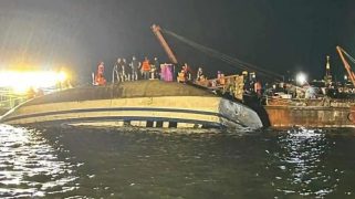 भियतनामको हालोङ खाडीमा डुंगा दुर्घटना, ३७ को मृत्यु