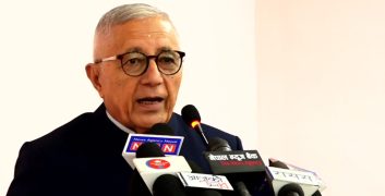 मन्त्रीकाे घुसकाण्डमा कांग्रेस मौन, शेखरले भने– साक्षी किनाराका सदर भयौँ