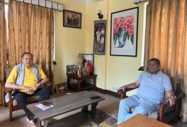 पार्टी एकताको प्रस्ताव लिएर पुगेका नारायणकाजीलाई झलनाथको प्रतिक्रिया के थियो?