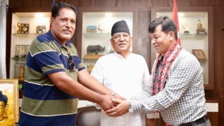 जनयुद्धमा माओवादी, विभाजनमा एमाले, अब फेरि माओवादीमैः दीपेन्द्र कुँवर ‘यथार्थ’को पुनरागमन