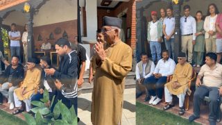 गुण्डुमा सार्वजनिक भए ओली: नेतासँग छलफल, कार्यकर्तासँग फाेटो खिच्न व्यस्त