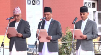 नवनियुक्त मन्त्रीहरूले लिए शपथ