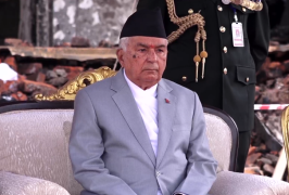 प्रधानमन्त्री‍ कार्कीसहित राजनीतिक दलहरुसँग छलफल गर्दै राष्ट्रपति
