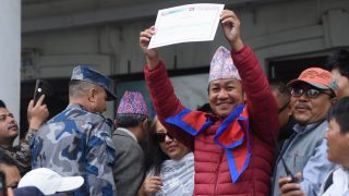 हर्क साम्पाङको पार्टी आयोगमा दर्ता, पायो प्रमाणपत्र