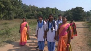 बाघको बाटोमा बालबालिकाको रक्षक बनेका ४ साहसी ‘आमा’
