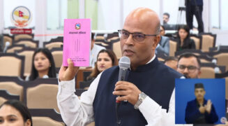 बालेनलाई अमरेशको चेतावनी : तपाइँ तासको पत्ता हो !