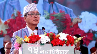 मान्छे फेरेर मात्रै समस्या समाधान नहुने रहेछ, देश अँध्यारो सुरुङतर्फ प्रवेश गर्दैछ : लिङ्देन